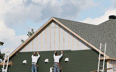 WHEN TO REPLACE YOUR SIDING